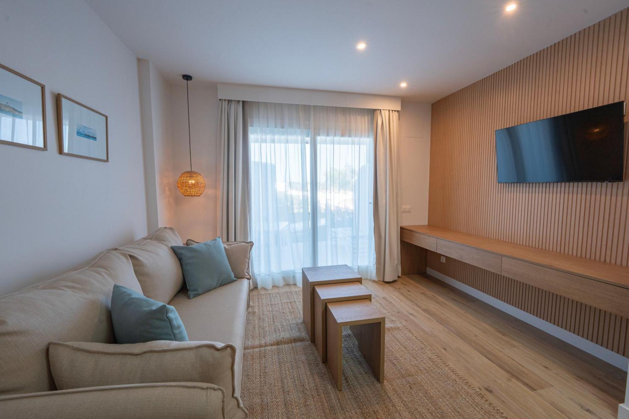Punta Candor Suites Rota Exterior photo