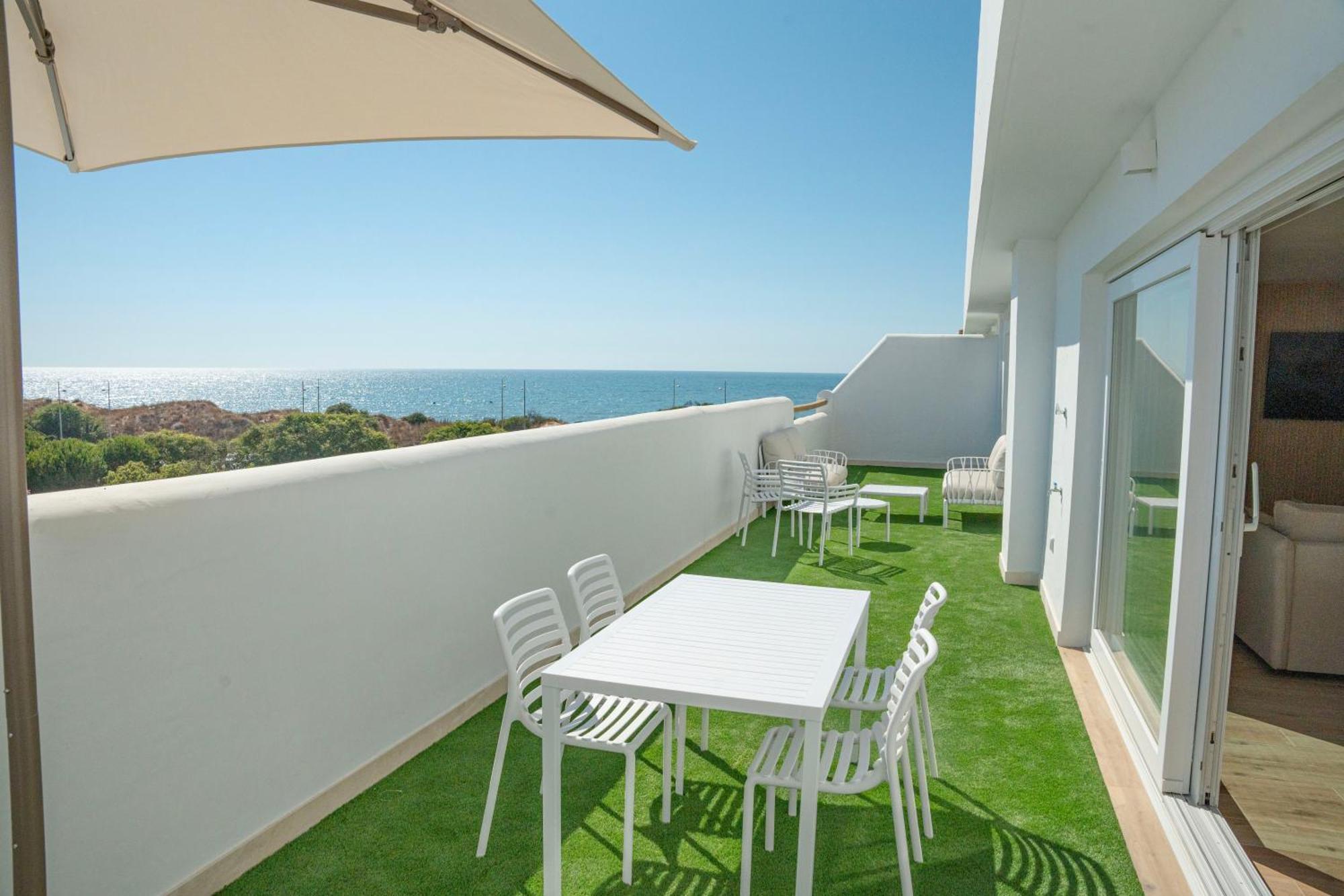 Punta Candor Suites Rota Exterior photo