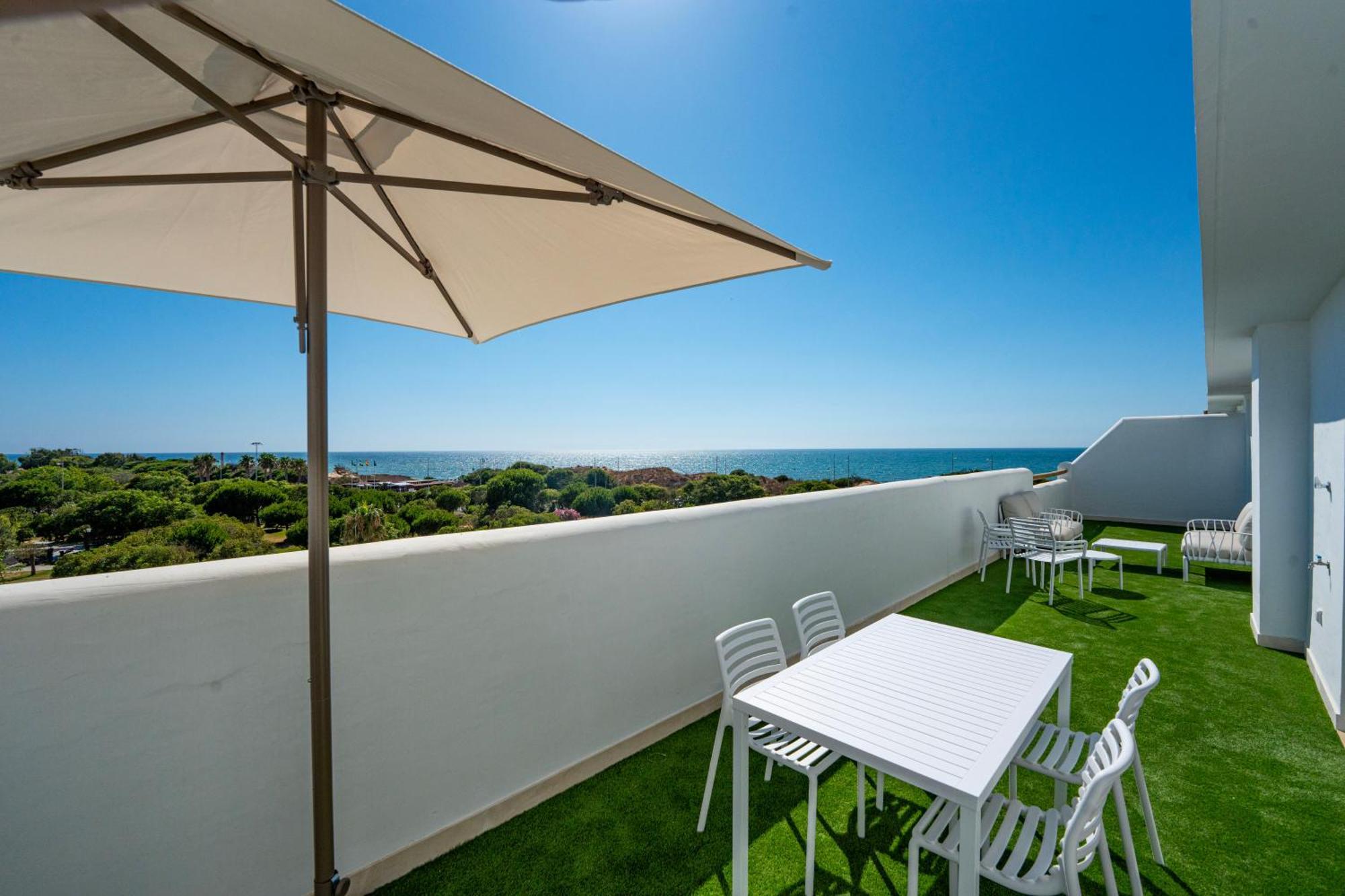 Punta Candor Suites Rota Exterior photo