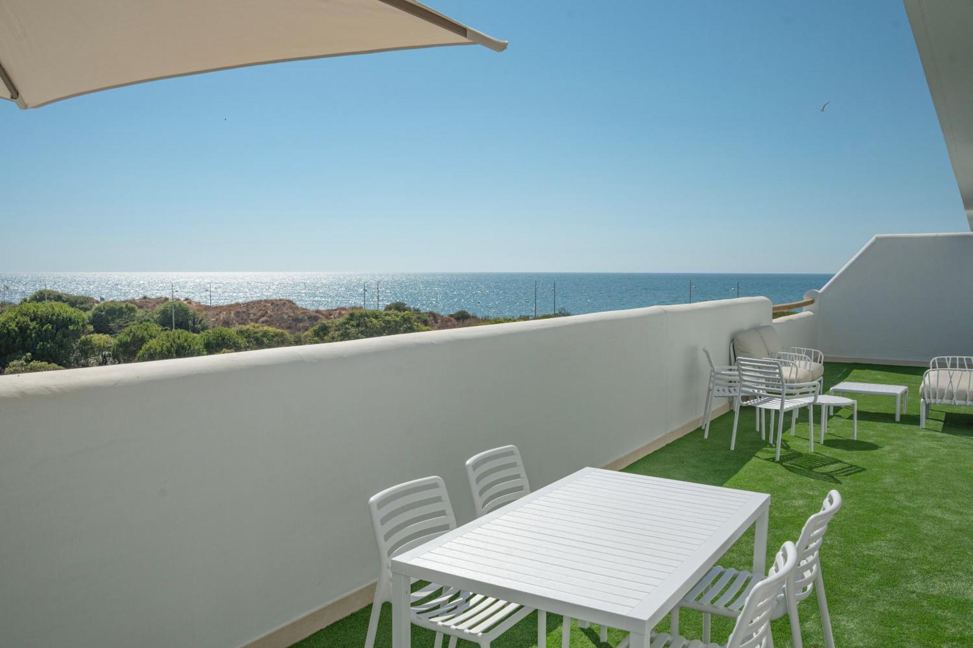 Punta Candor Suites Rota Exterior photo